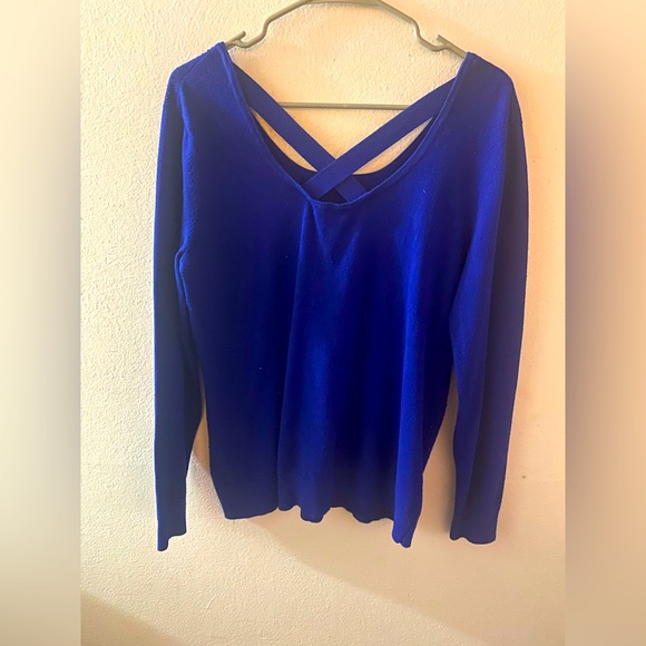 Cable & Gauge Sweaters - Cable and Gauge Women’s Gem Sweater Size L